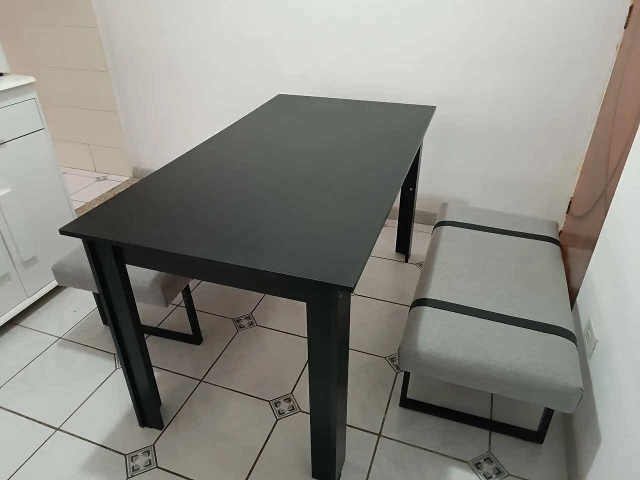 Conjunto mesa + bancos - Foto 3