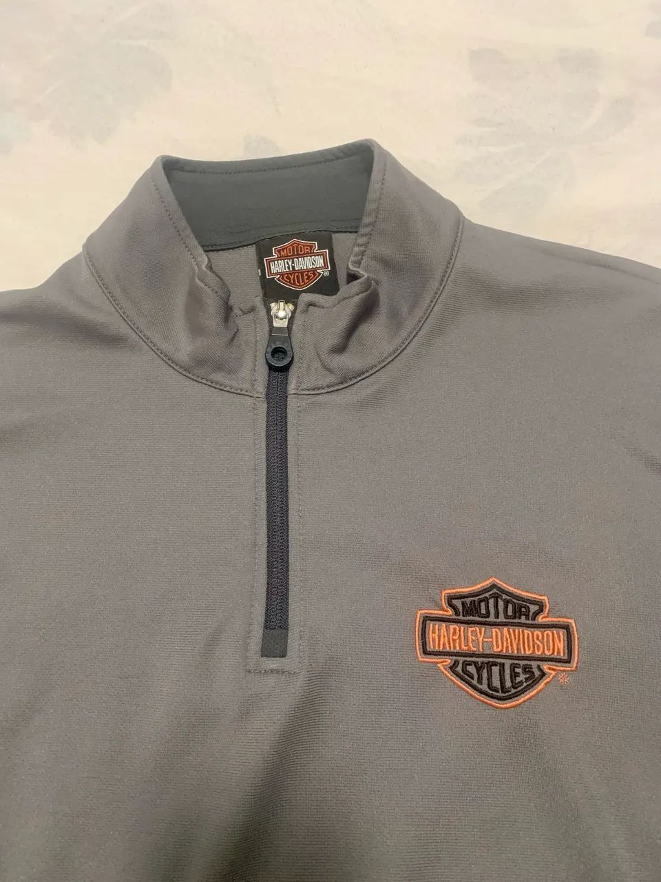 VENDO CAMISA MANGA LONGA HARLEY DAVIDSON GENUÍNA - Foto 2
