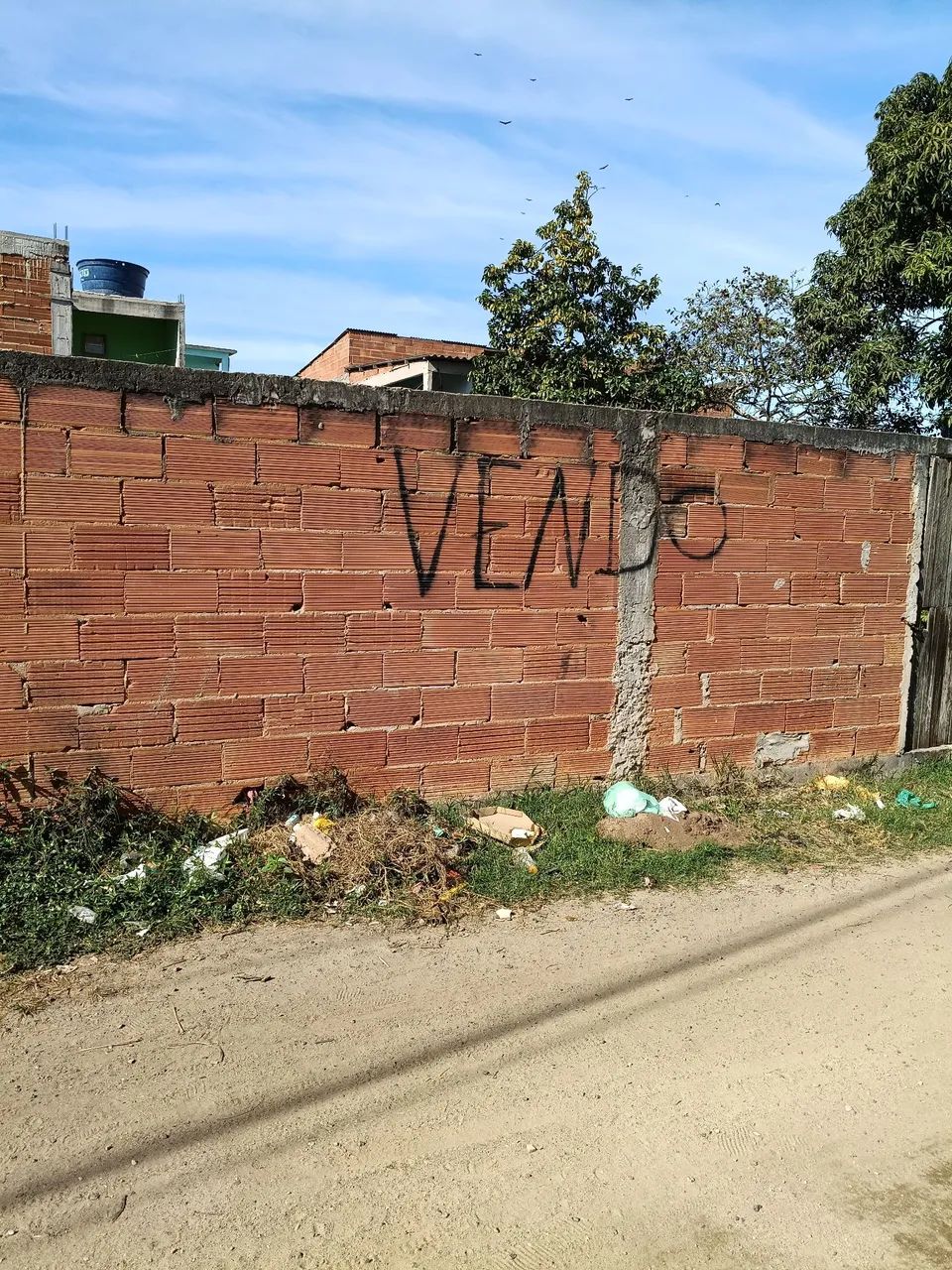 Vendo lote murado em barramares 