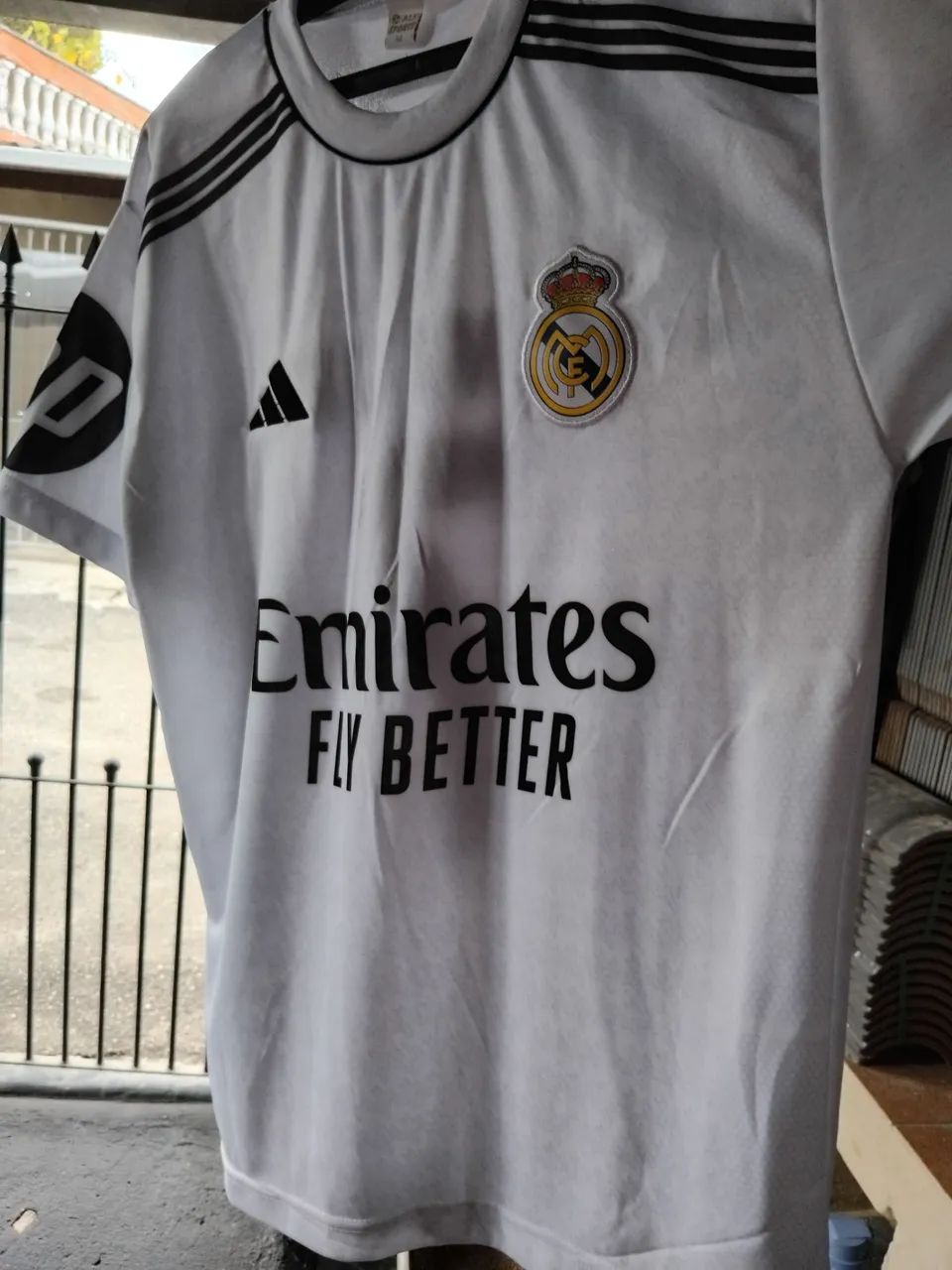 3 Camisetas de times nunca usadas