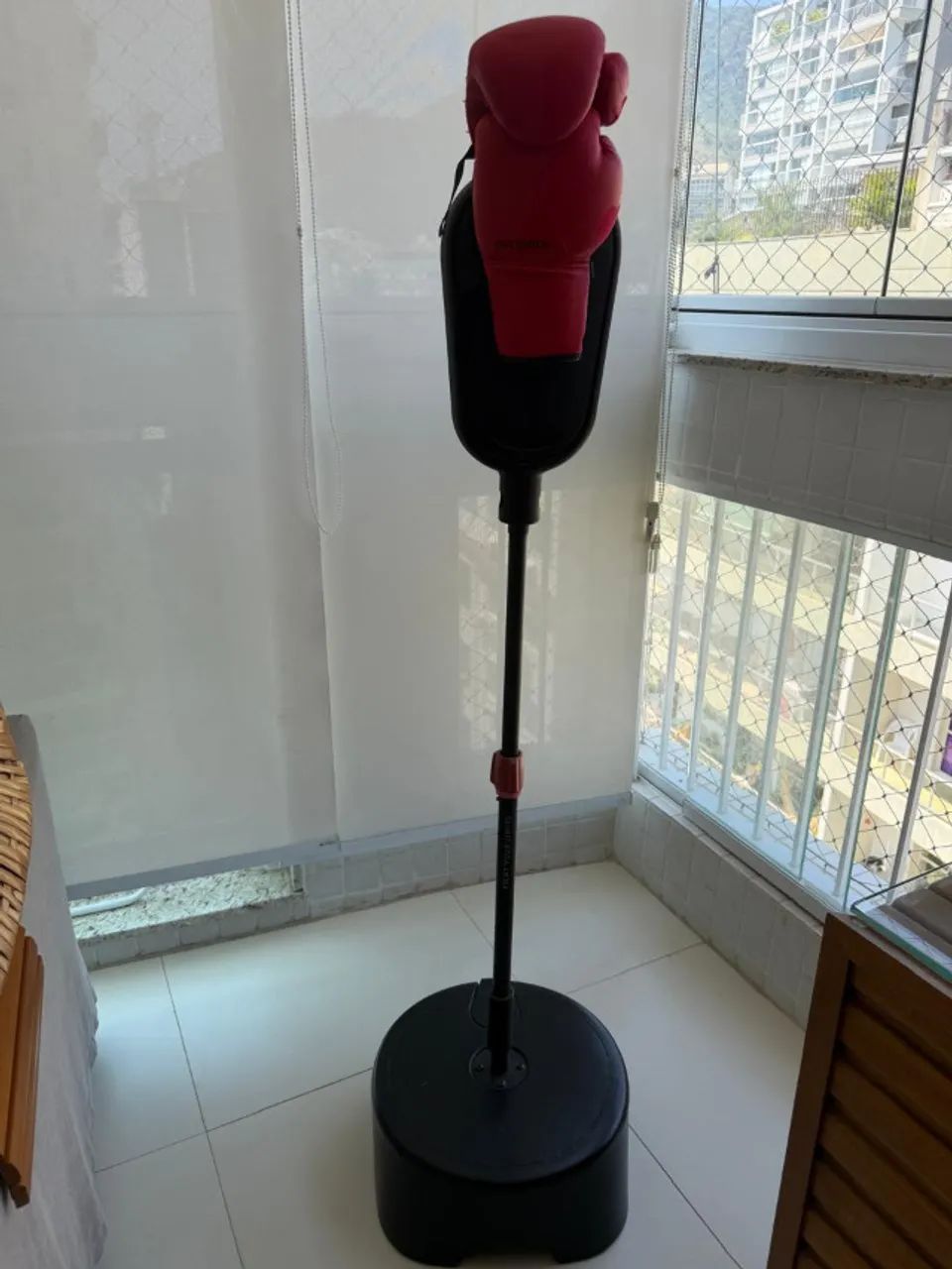 Kit infantil de box com saco de pancada - Foto 2