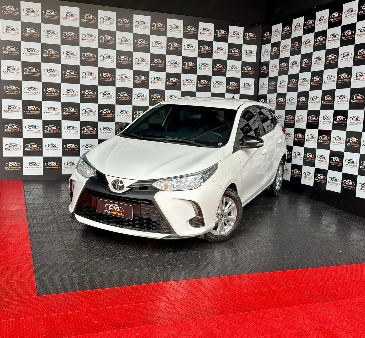 Toyota Yaris XL 1.5 FLEX 16V 5P AUT. 2023