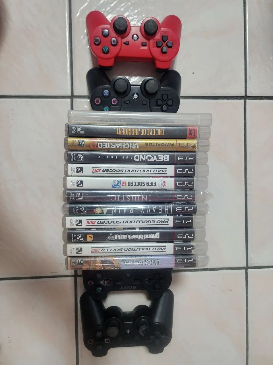 Kit com 12 Jogos Físicos + 4 Controles de ps3 (Sendo 2 Originais