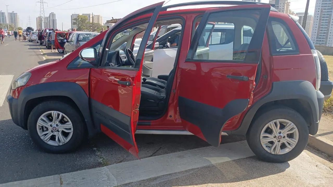 Fiat Idea Adv./ Adv.lock.dualogic 1.8 Flex 5P 2012 - Foto 5