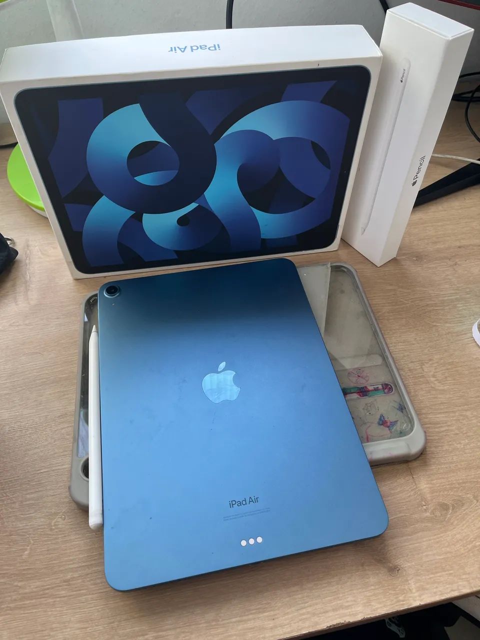 iPad Air 5ª Geração + Apple Pencil 2ª Geração | Completo