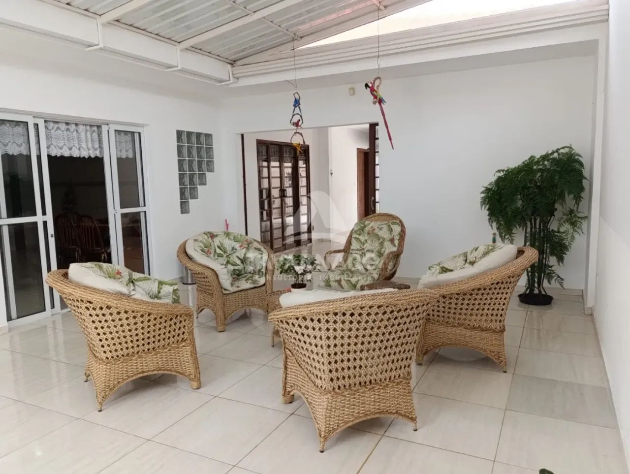 Residência de esquina em Uvaranas - Foto 5