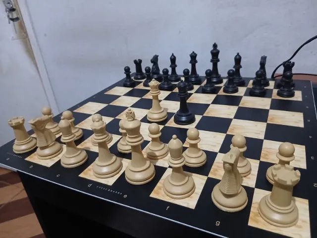 Tabuleiro de Xadrez com Peças Jaehrig Profissionais com Peso.