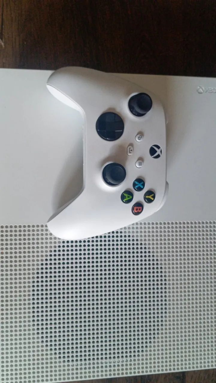 Xbox One S 1TB - Foto 2