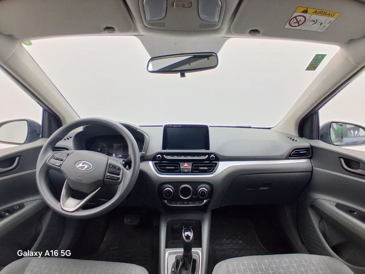 Hyundai HB20S Comfort Plus 1.0 TB Flex 12V Aut, foto 14 de 17