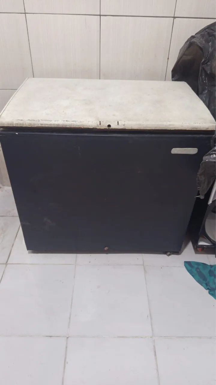 Freezer horizontal gelando muito - Foto 2