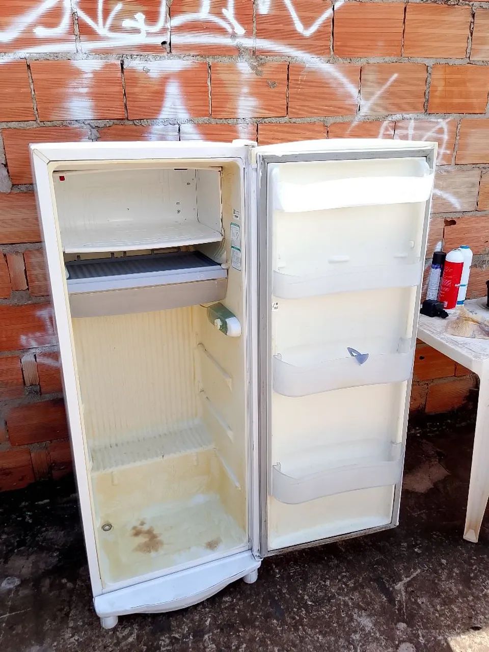Vendo geladeira 220 - Foto 5