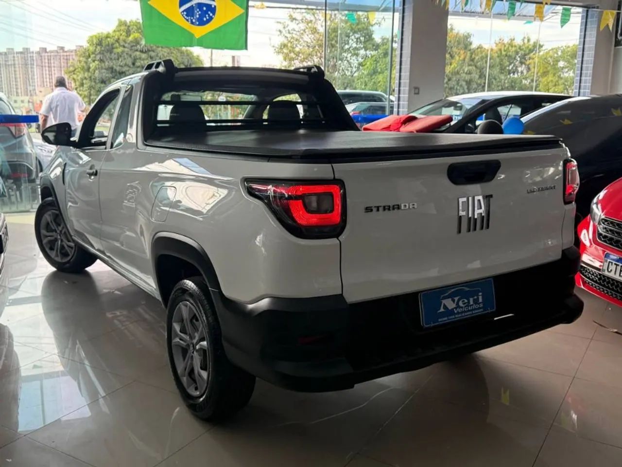 Fiat Strada Endurance 1.4 Flex 8V CS Plus 2023 - Foto 4