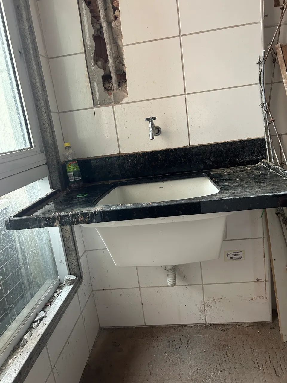 Bancada lavanderia com tanque - Foto 3