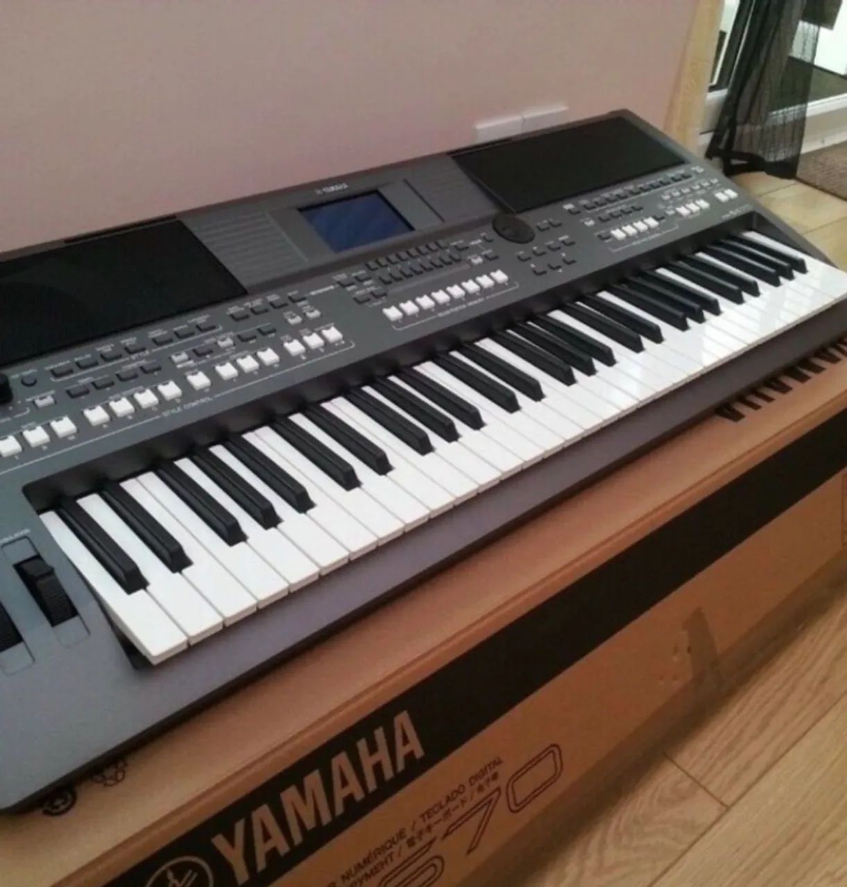 Teclado Psr- S670