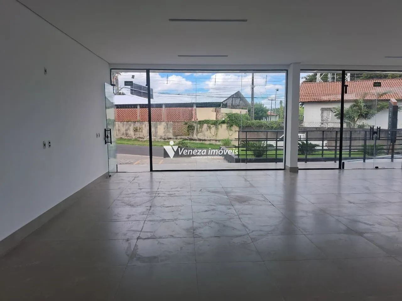 Loja comercial em galeria nova para aluguel - Foto 4