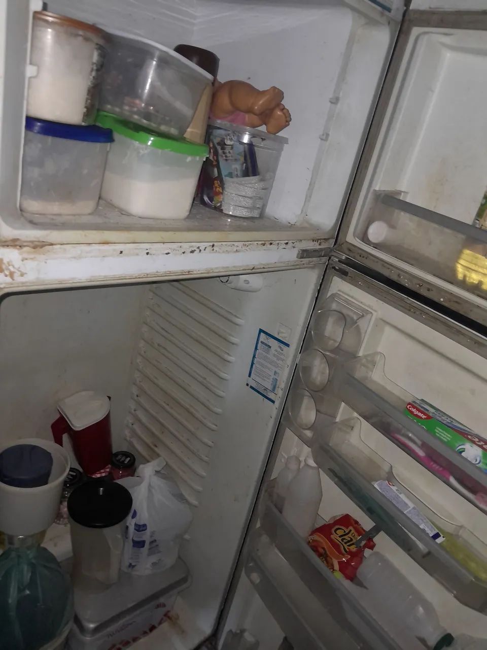 Geladeira com defeito  - Foto 4