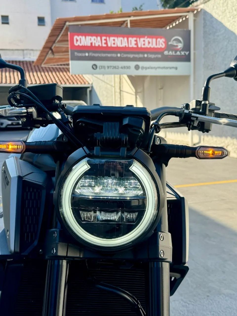OPORTUNIDADE - CB650R  - Foto 2