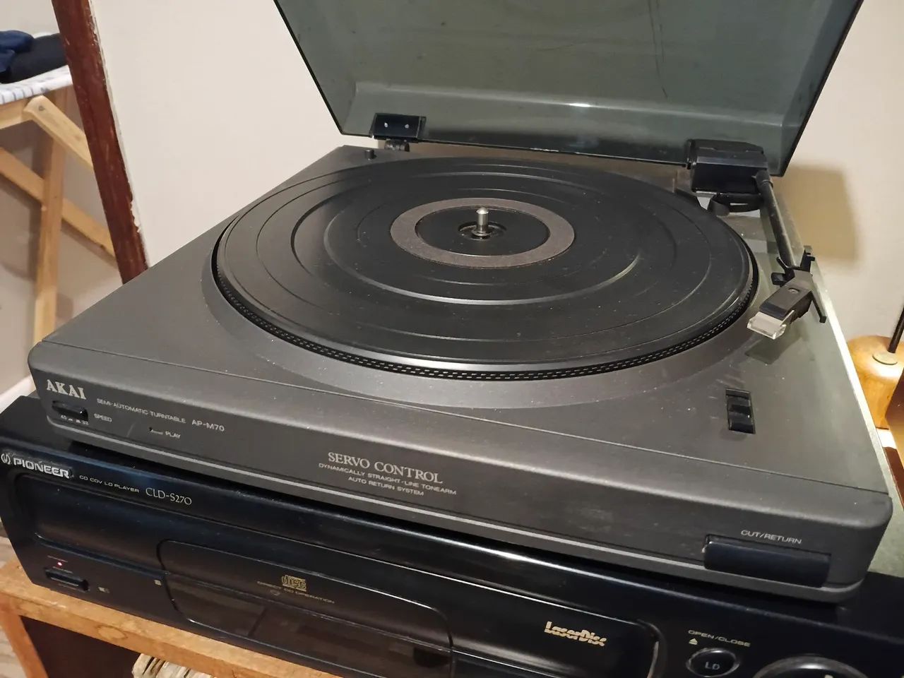 Toca disco akai  ap M70 - Foto 3