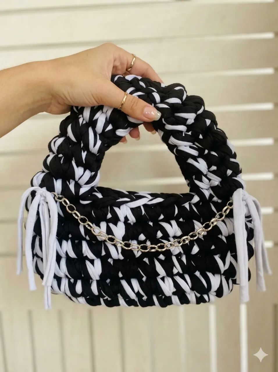 Bolsas em crochê em liquidação, últimas peças  - Foto 2