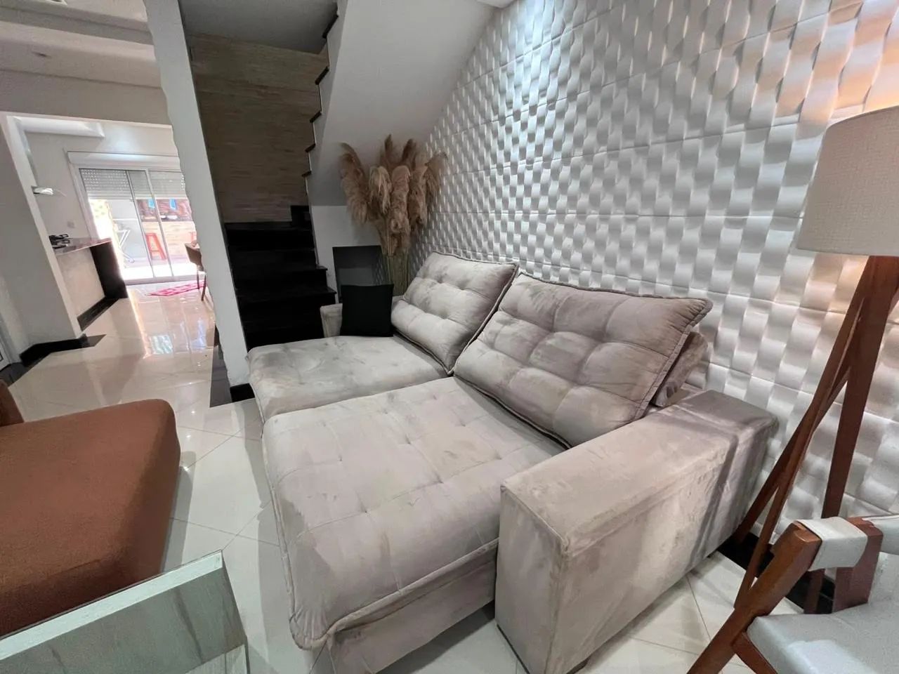 Sofá Retrátil e Reclinável semi novo - Foto 2