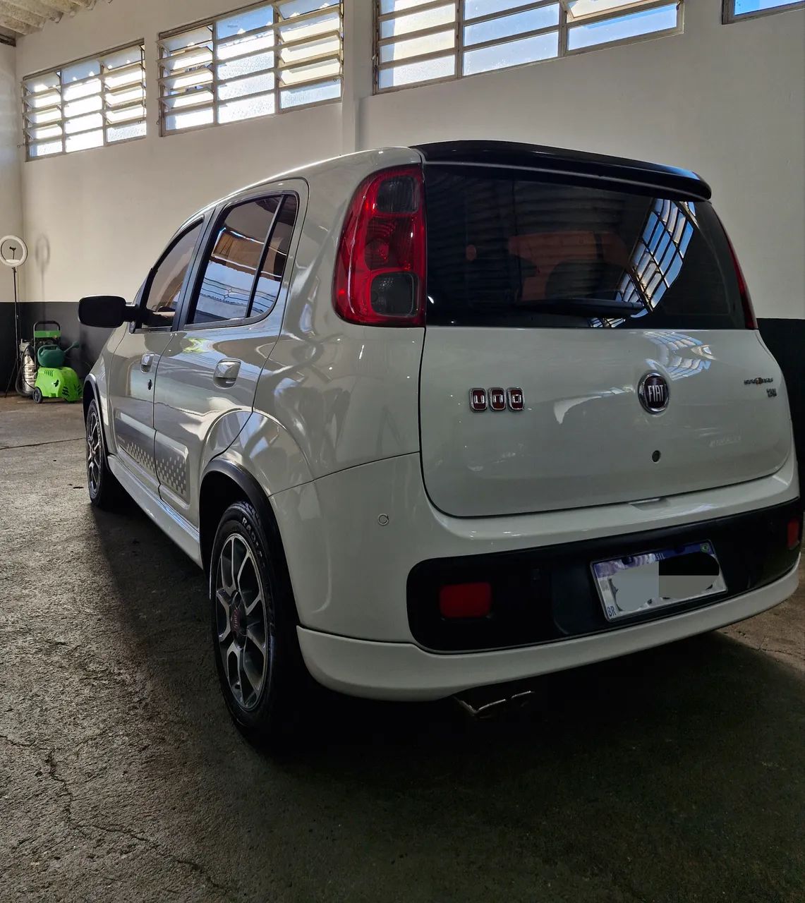 Fiat Uno Sporting 1.4 EVO Fire Flex 8V 4P 2013 - Foto 2