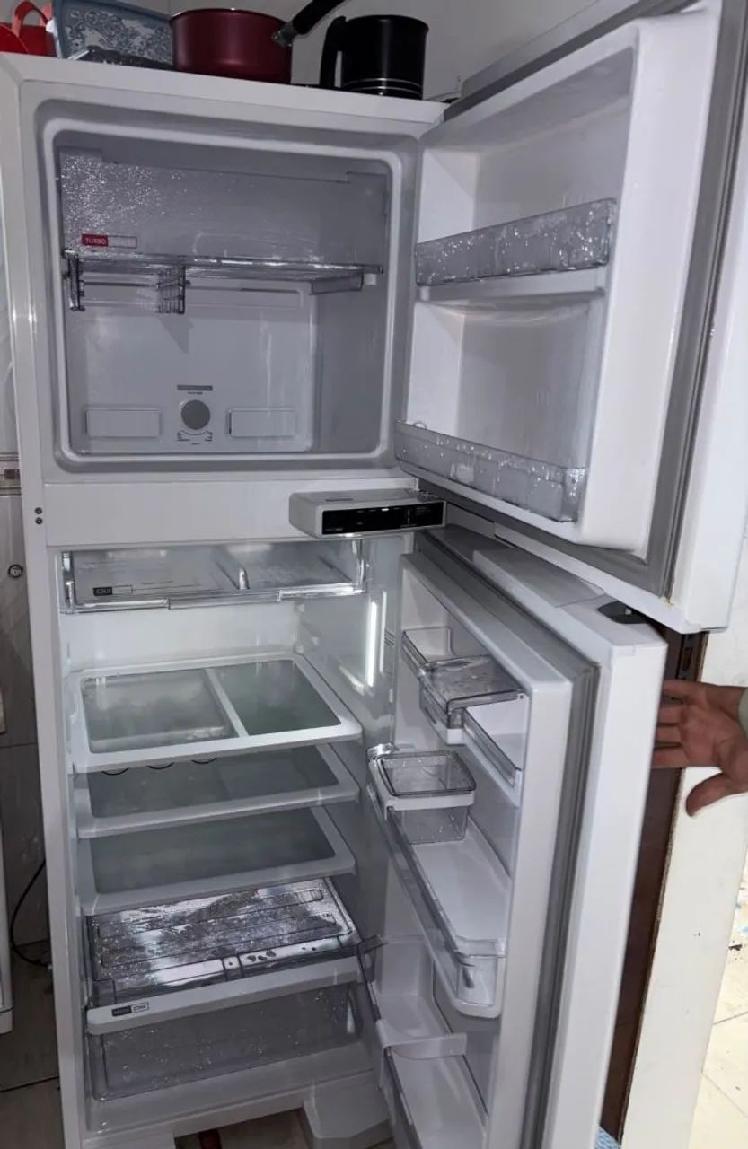 Geladeira Brastemp, Muito nova - Foto 2