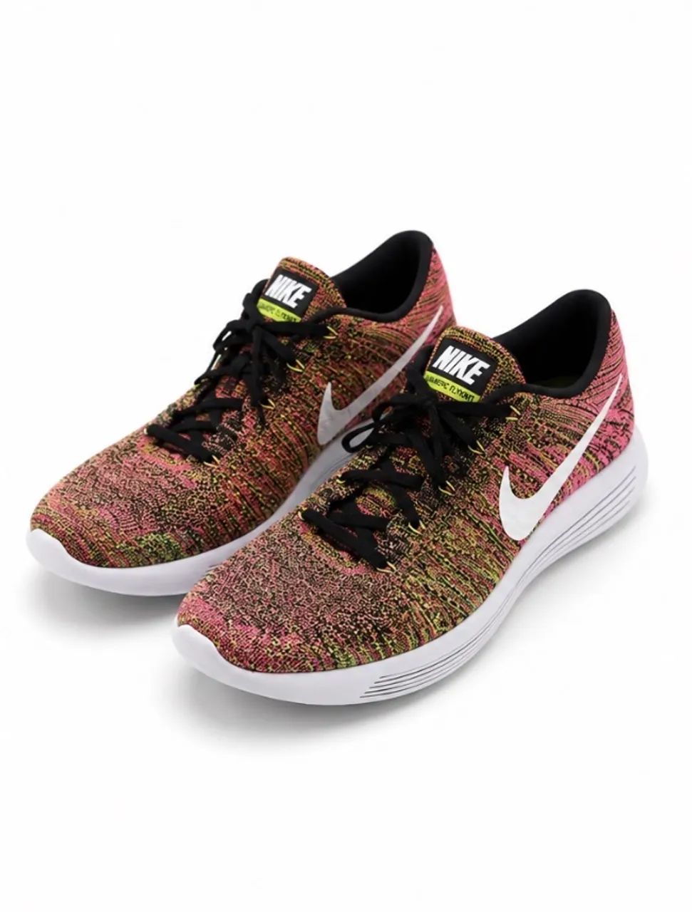 Nike $597 tam.42