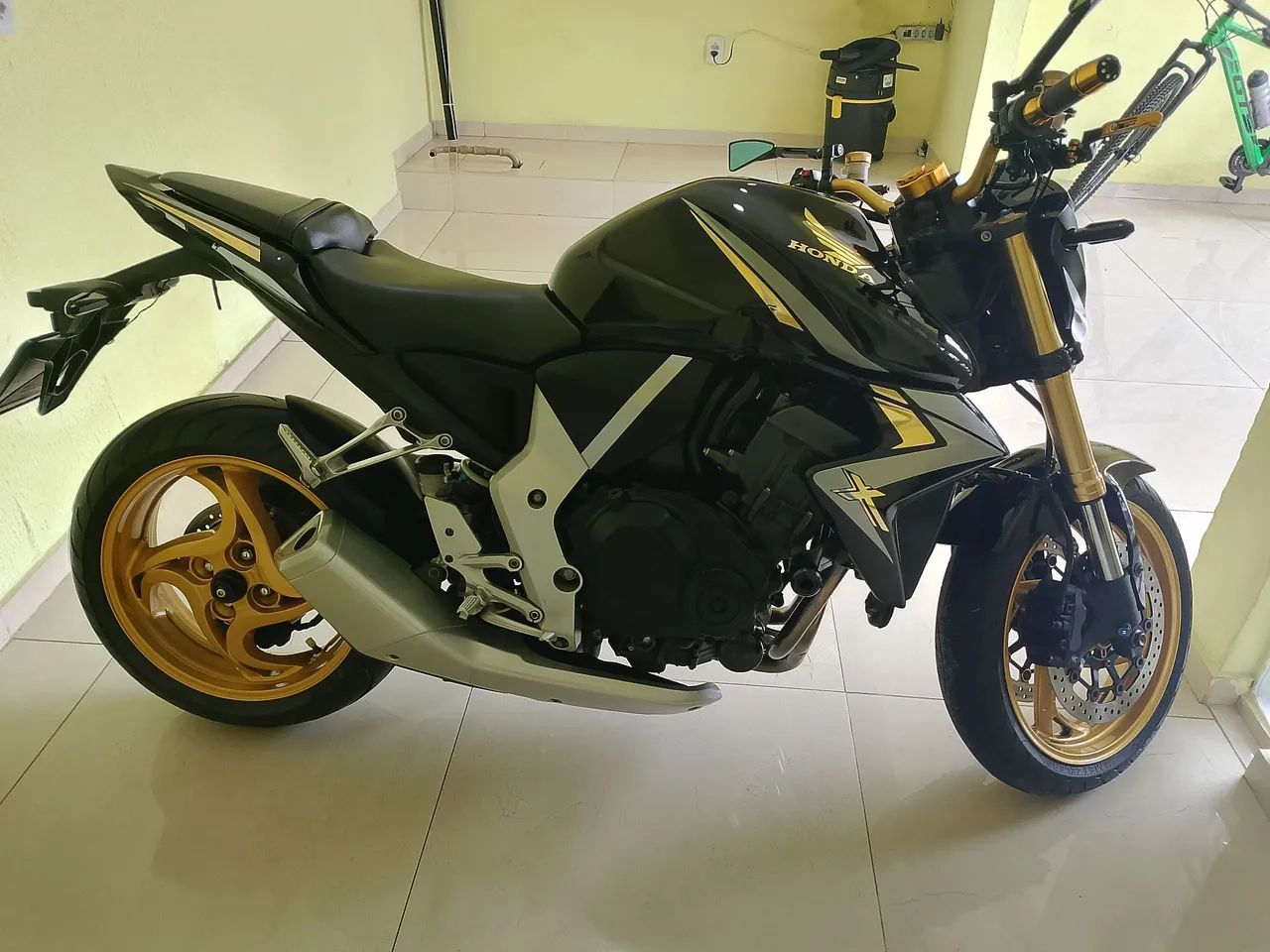 CB 1000r - Foto 3