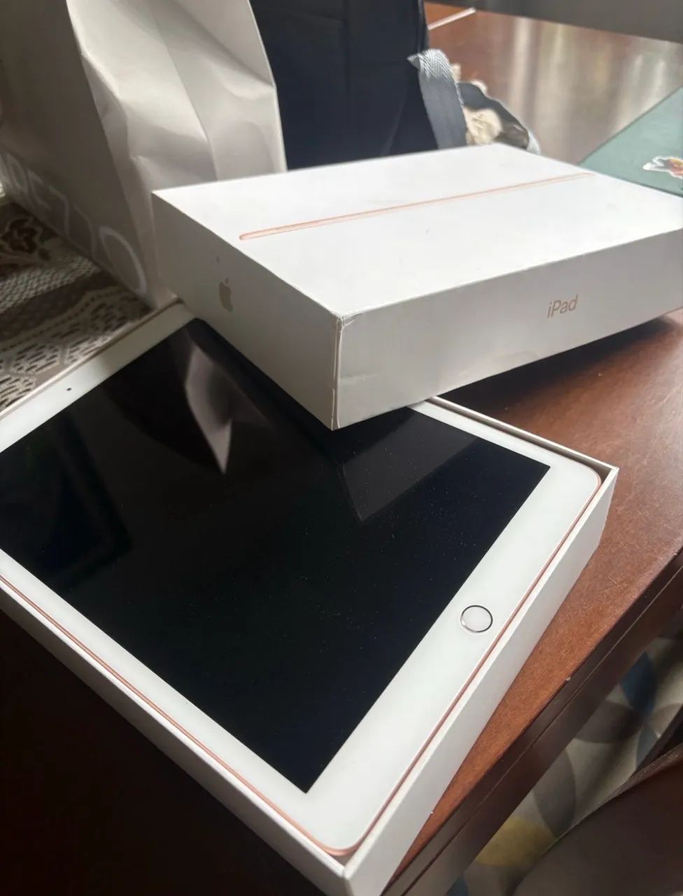 iPad 8th geração - 128gb 