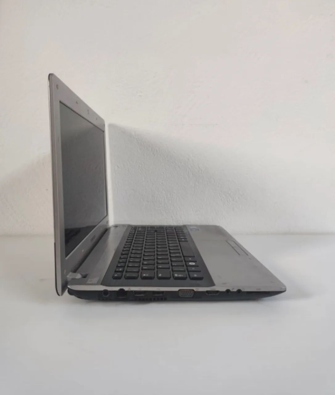 Notebook Core i3 - TOP - Com Carregador - Foto 2