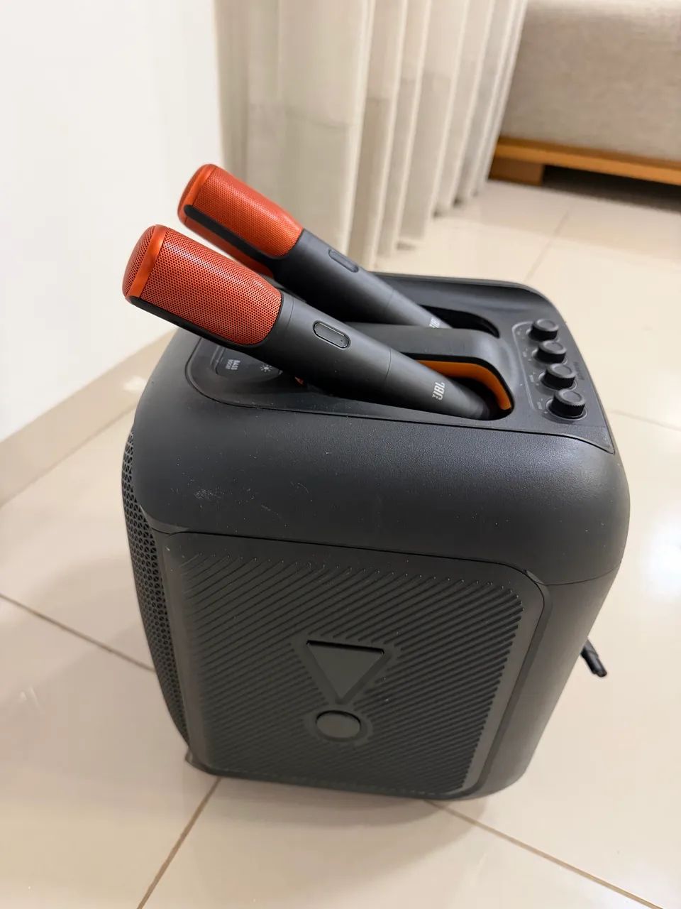 Caixa de som JBL ENCORE + 2 Microfones JBL sem fio- bluetooth  - Foto 3