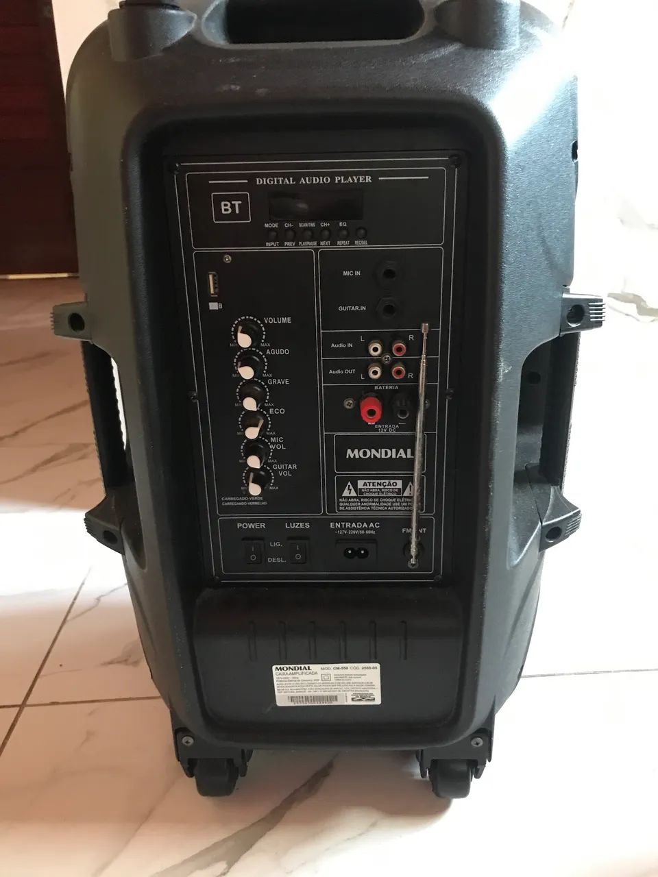 Caixa de som amplificadora nova em ótimo estado - Foto 3