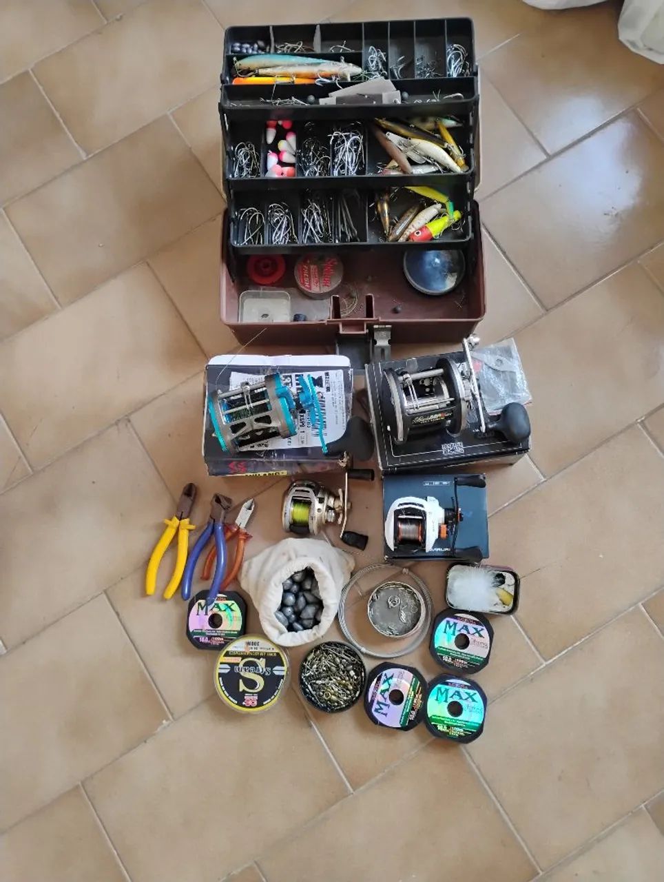 Caixa de pesca completa - Foto 2