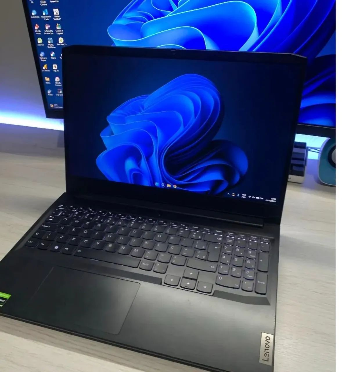 Lenovo Gaming 3 - Foto 2
