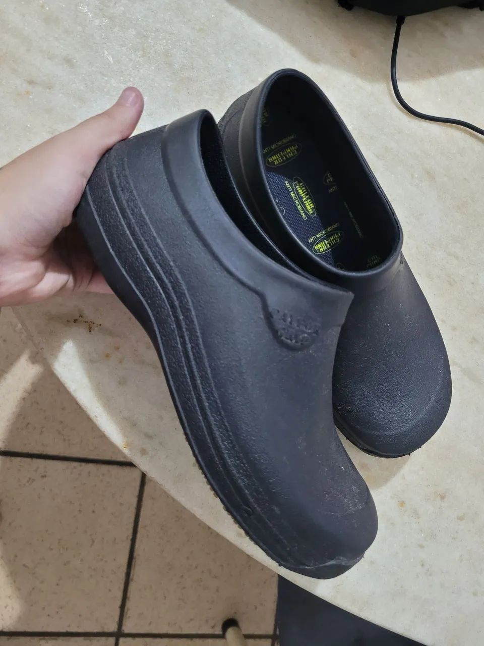 Sapato macio borracha trabalho antiderrapante 