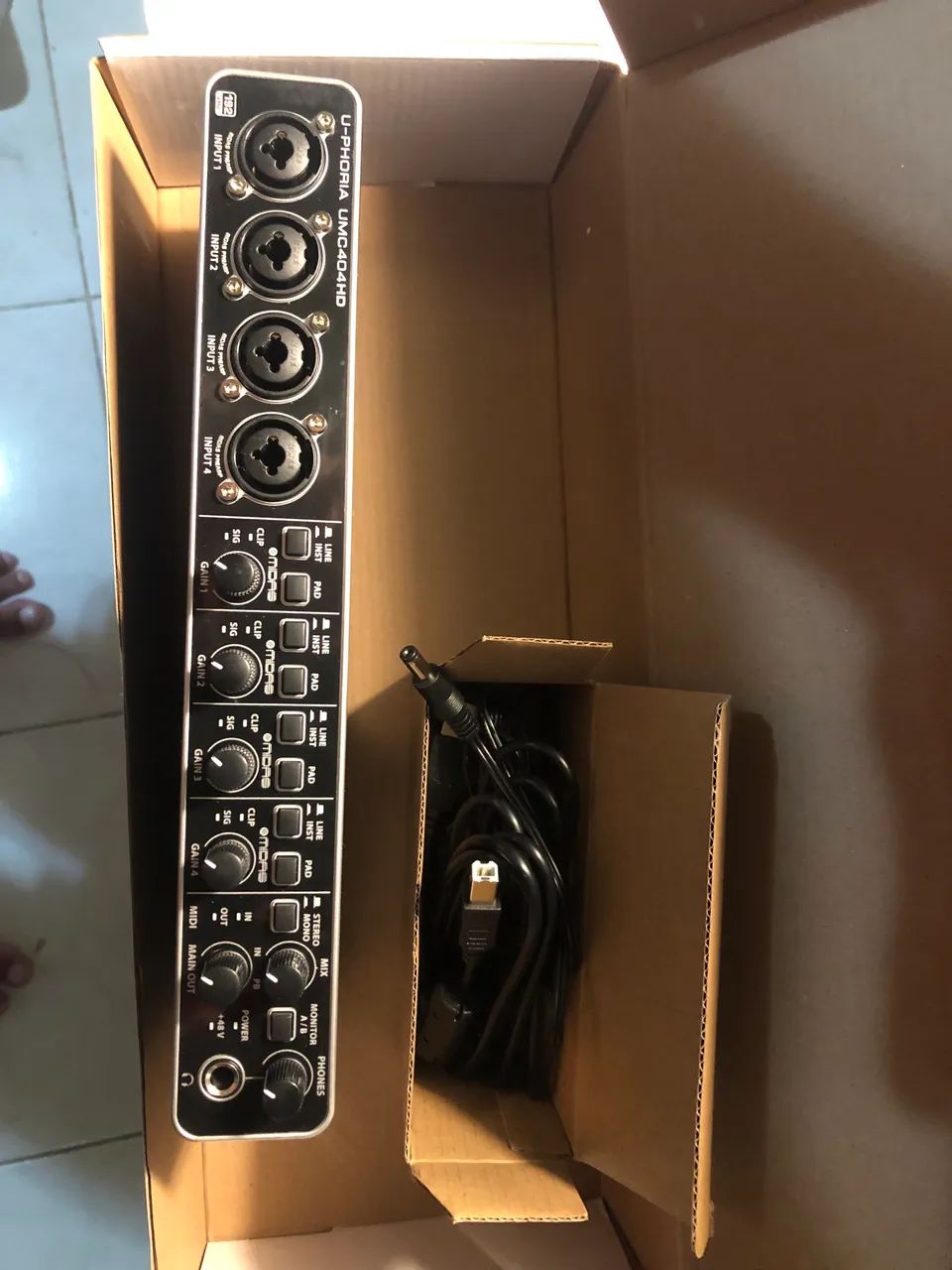 Interface de audio behringer 404hd - Foto 3