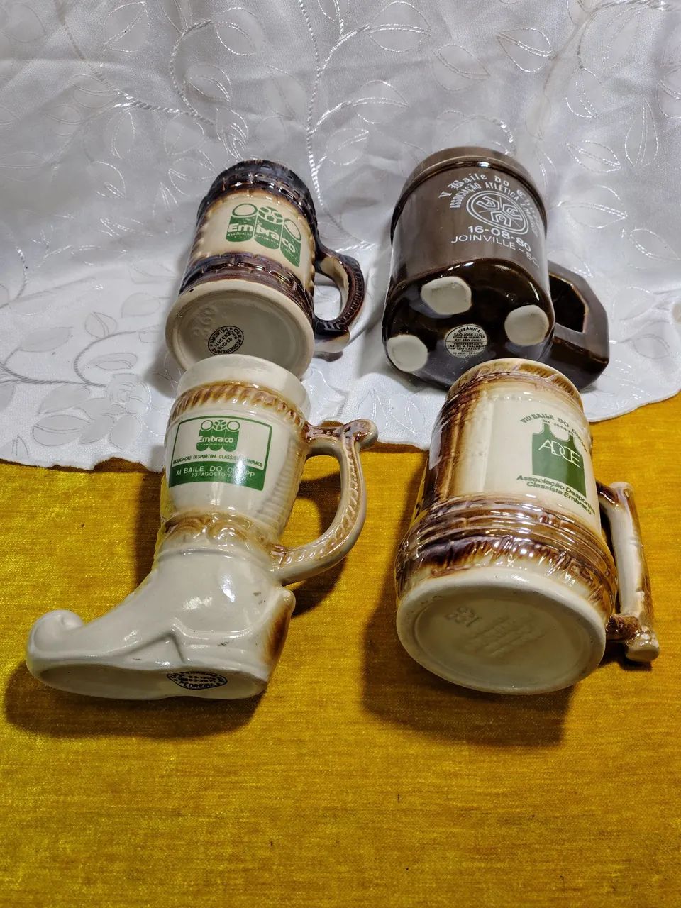 Lote com quatro canecas usadas antigas Embraco