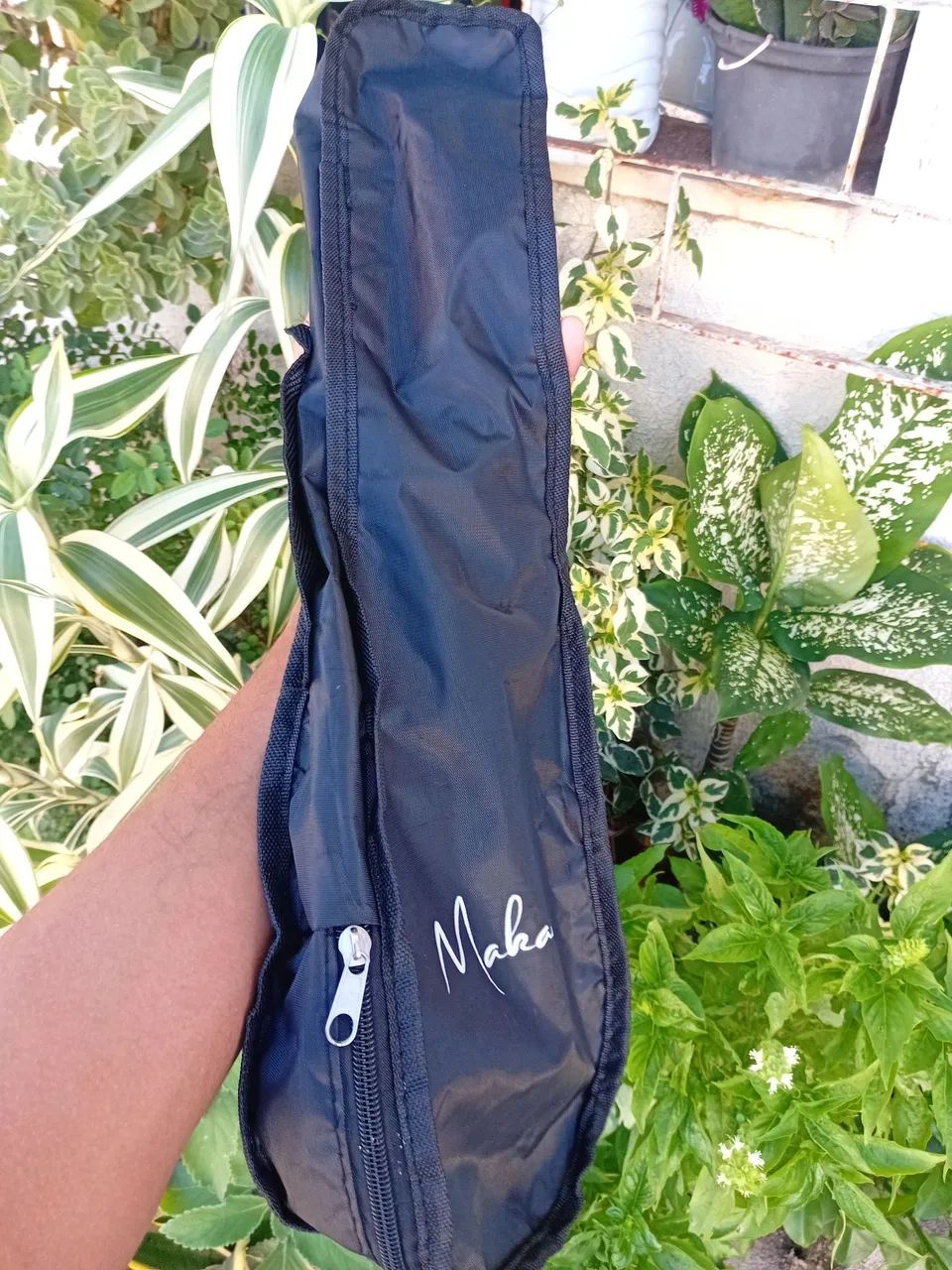 Uculele maharu ( com cordas extras) - Foto 4