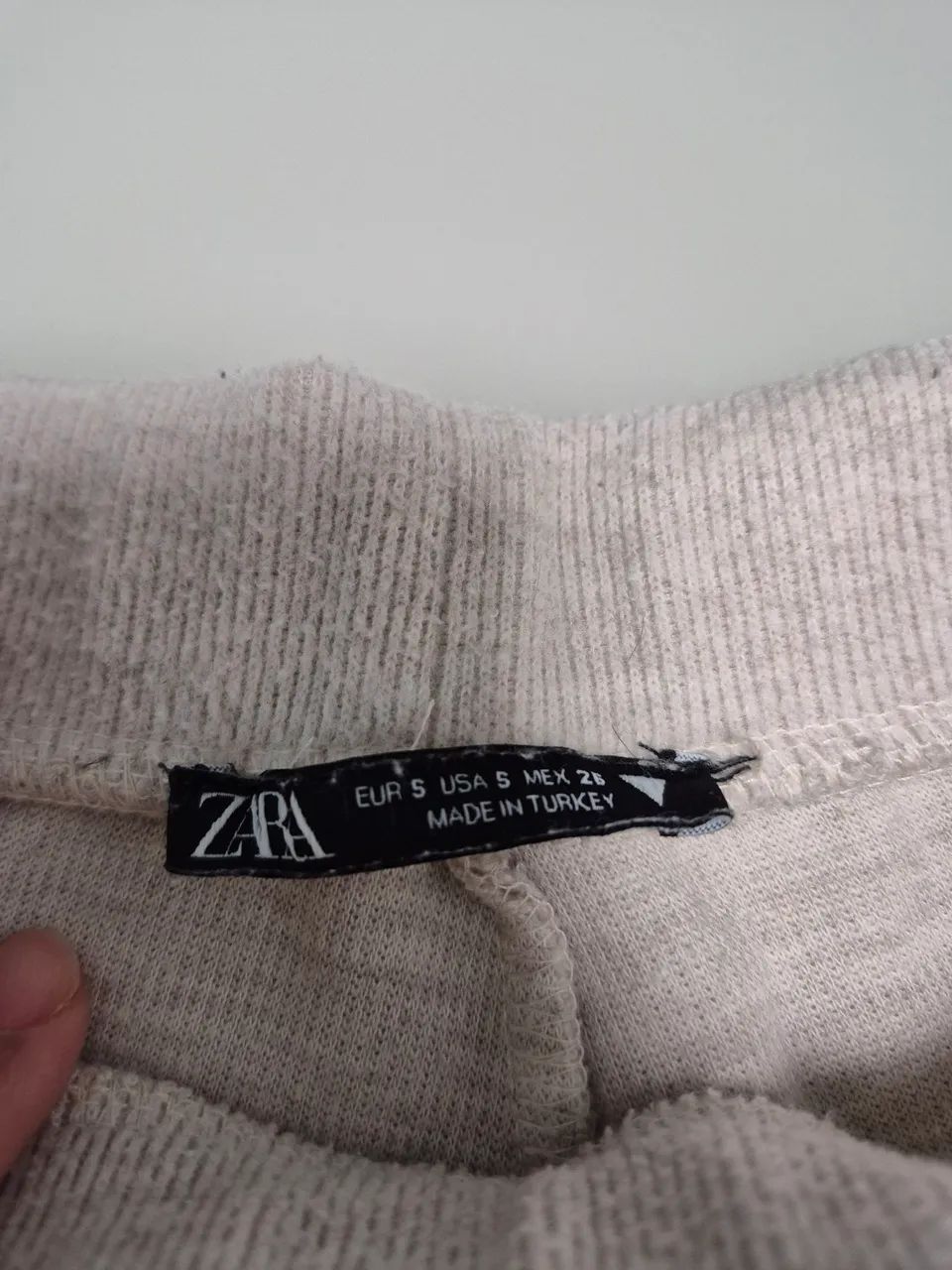 Calça  tipo moletom da zara!!!! - Foto 3