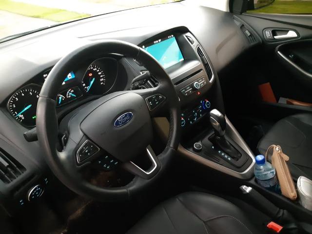 Ford Focus 2.0 SE Plus 16V Flex 4P Powershift 2017 - particular - Foto 2