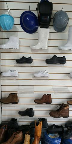 Botas, botinas, calçados de segurança