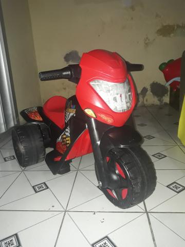 VENDO Está linda Moto Eletricada Marca Banderante - Foto 5