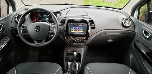 Renault Captur Intense 1.6 CVT 8 mil km 2019 - Foto 3