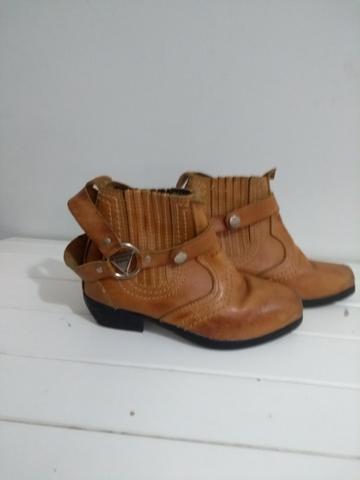 Bota de couro estilo cauboy infantil número 33