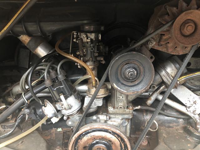 Vendo Kombi 77 - R$ 4.000,00 só hj - Documentada e Trabalhando - Foto 4