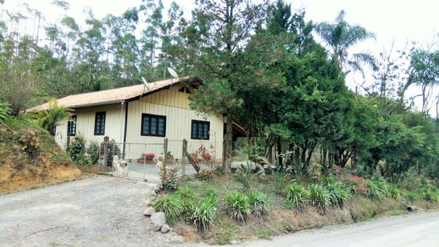 Sítio com área de 85.000m², duas casas. Estuda permuta - Foto 3