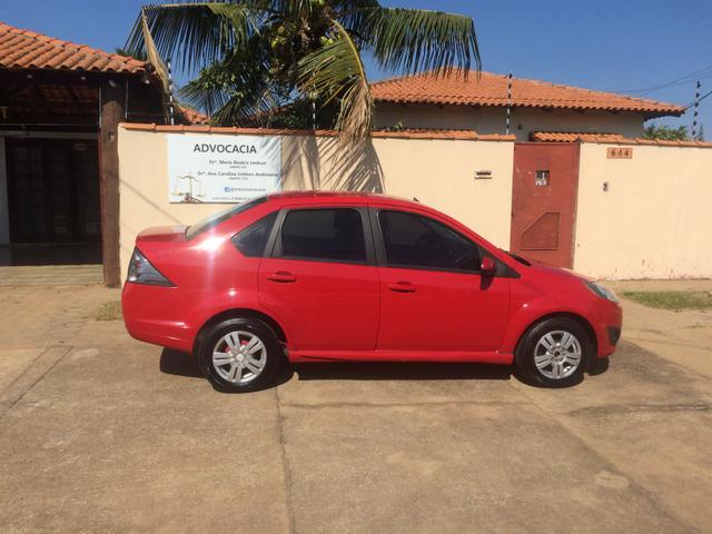 Fiesta sedan Class completo 10/11