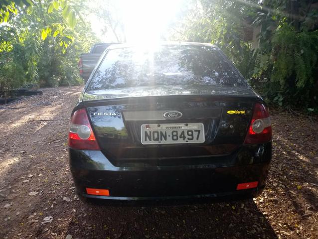 Leia Zerado Fiesta 1.0 completaço $7500+ 20 DE $600 80mil km rodados - Foto 7