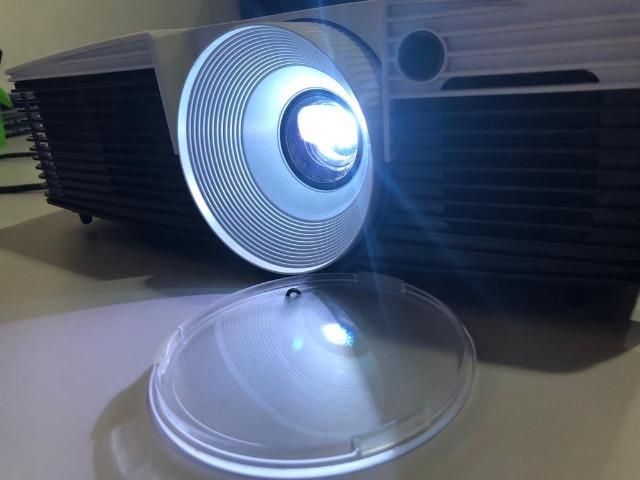 Projetor RicohPJ X2240 com 6 Meses de Garantia - Foto 3