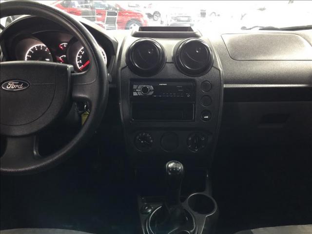 Ford Fiesta 1.0 Mpi Hatch 8v - Foto 8